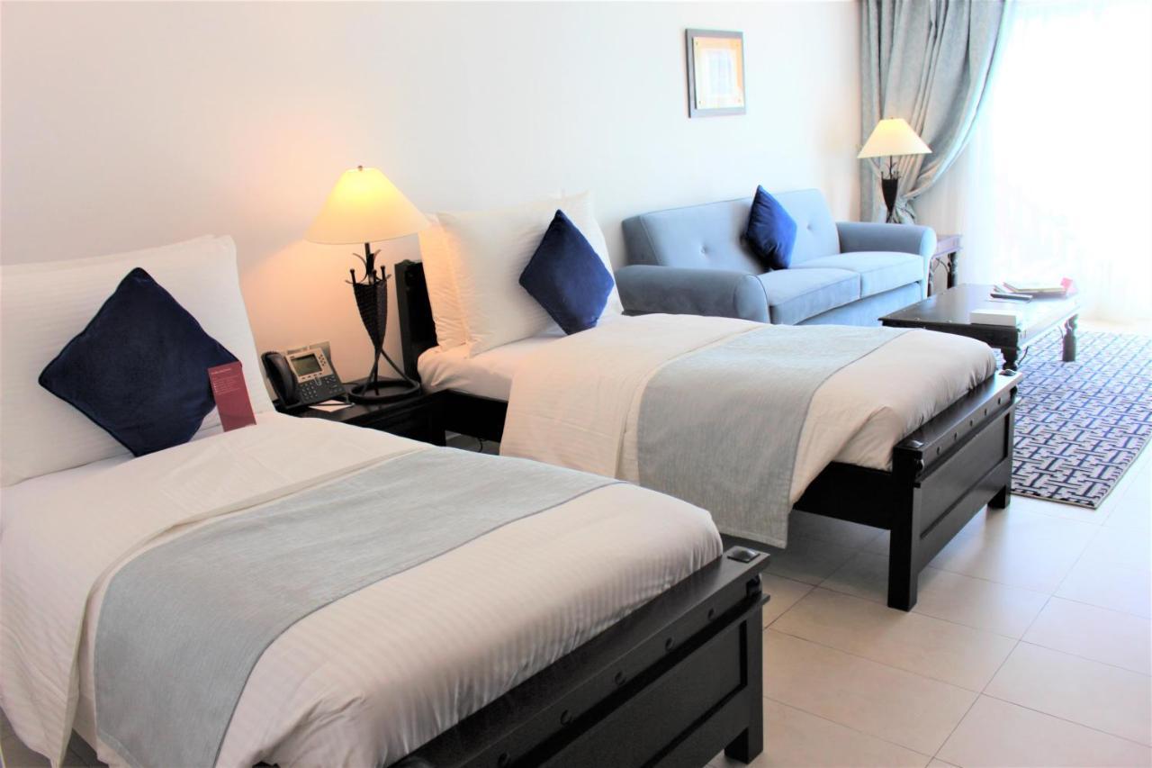 Moevenpick Hotel & Resort Al Bida'A Salmiya Dış mekan fotoğraf